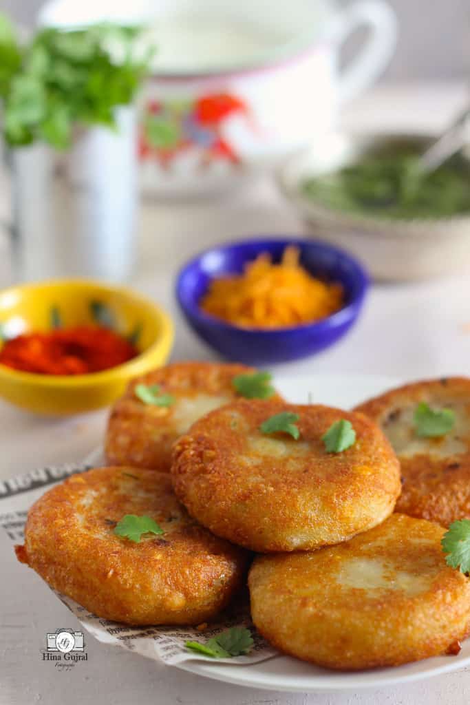 Aloo Tikki Chaat Recipe (Delhi Style) - Fun FOOD Frolic