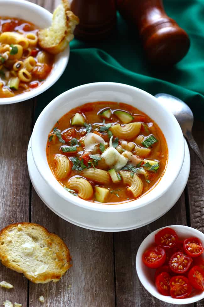 30 Minute Minestrone Soup Recipe - Fun FOOD Frolic