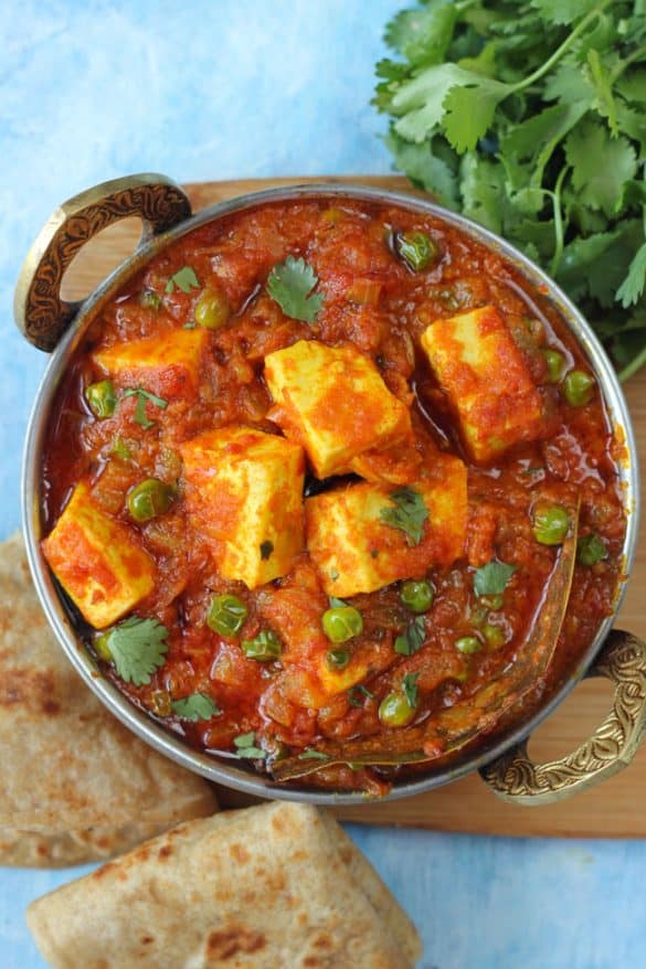Dhaba Style Matar Paneer Recipe - Fun FOOD Frolic