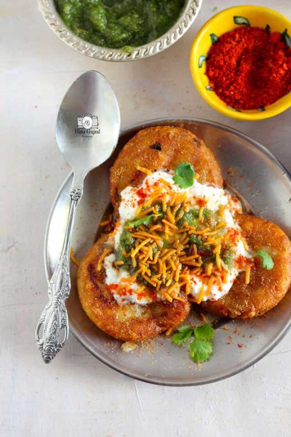 Aloo Tikki Chaat Recipe (Delhi Style) - Fun FOOD Frolic