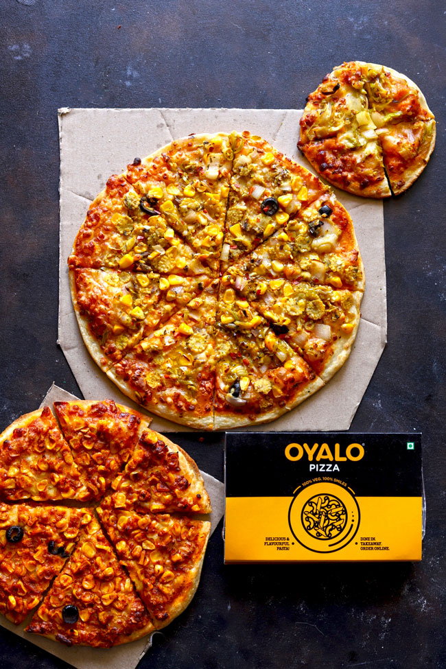 Oyalo Pizza crafted for you a range of delicious 100% vegetarian pizza for takeaway or home delivery.