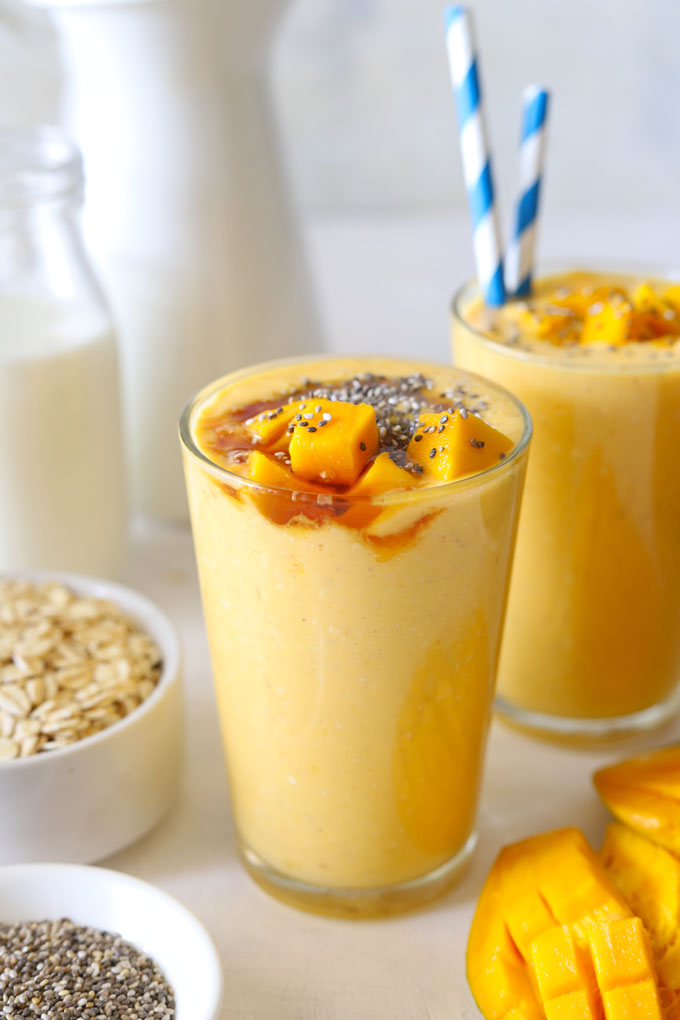 Breakfast Smoothie (Mango Oats Smoothie) - Fun FOOD Frolic