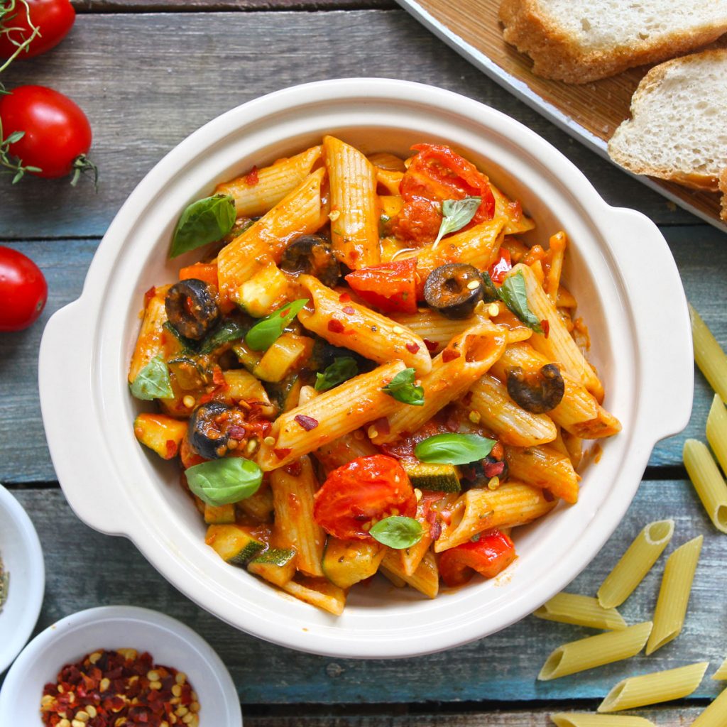 red-pepper-pasta-sauce-by-gatherednutrition-quick-easy-recipe-the