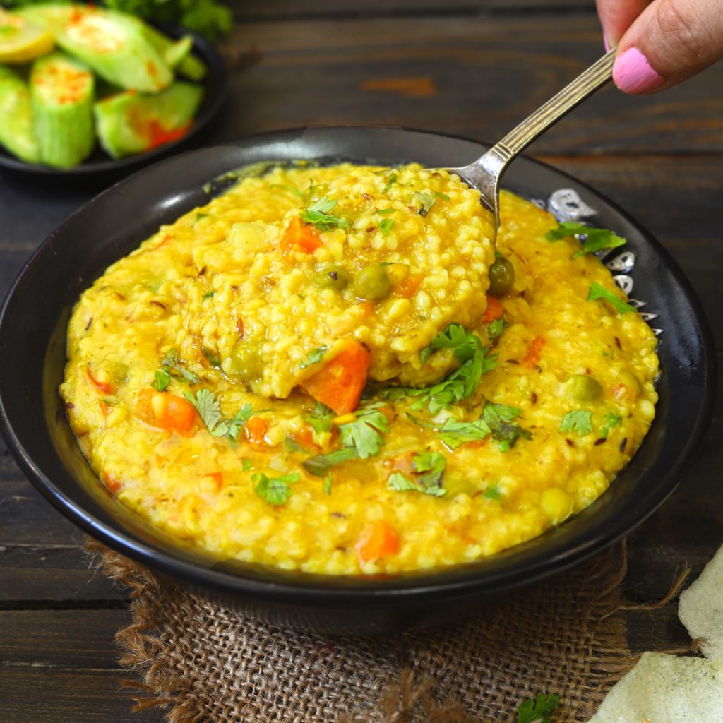 Dalia Khichdi Recipe (Daliya Khichdi) Fun FOOD Frolic