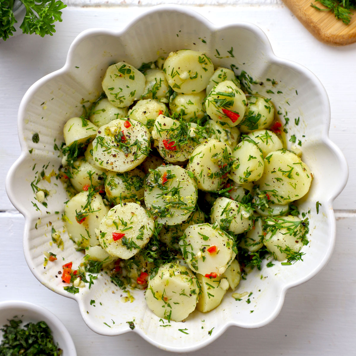 Garlic Herb Potato Salad (no mayo!) + RECIPE VIDEO